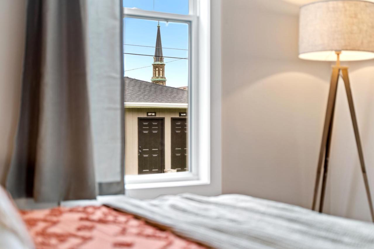 Apartment The Bentley Condotel In Historic Walker's Point W/ Garage + Yard *