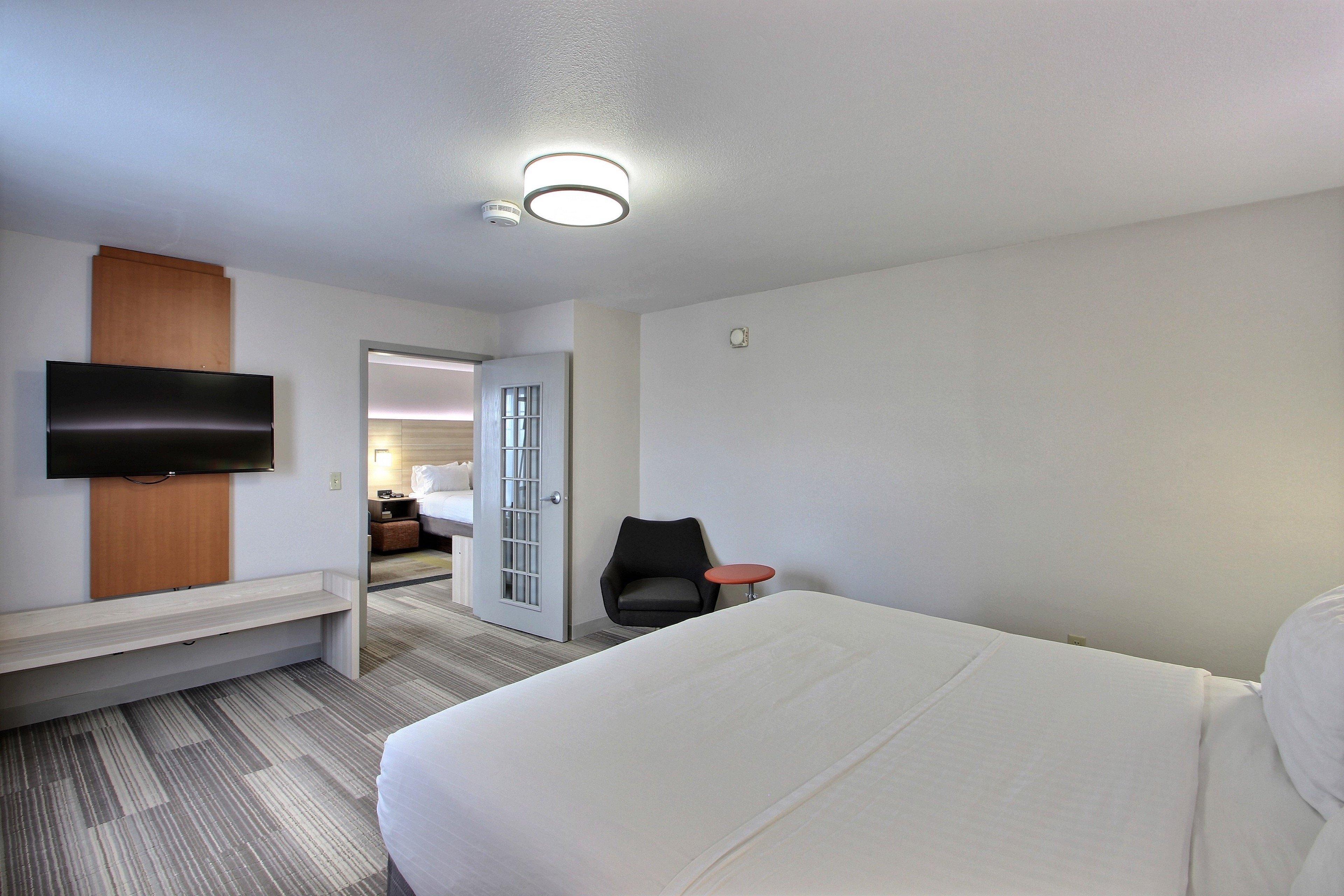 Express & Airport By Ihg Milwaukee