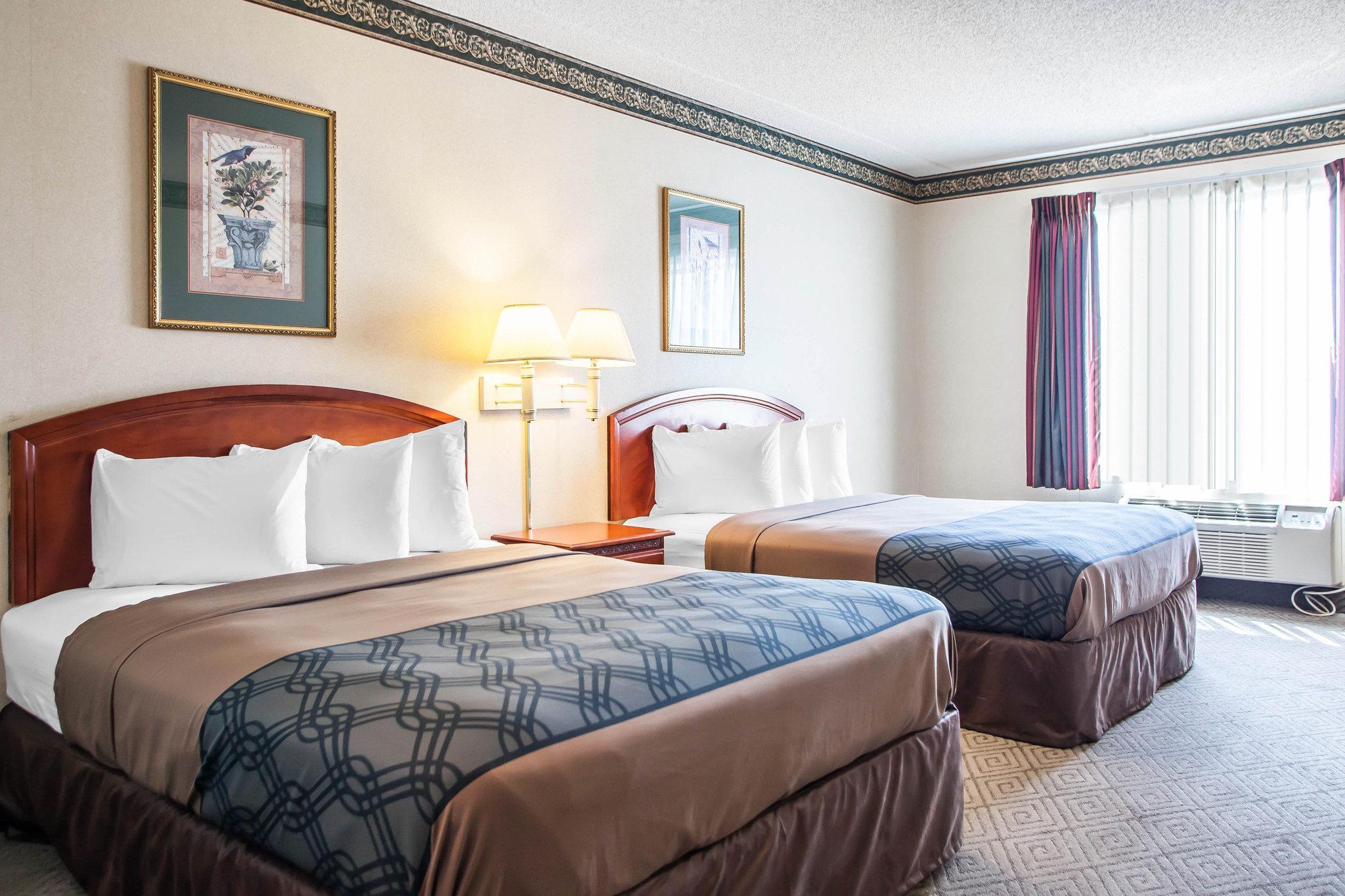 Rodeway & Airport Hotel Milwaukee