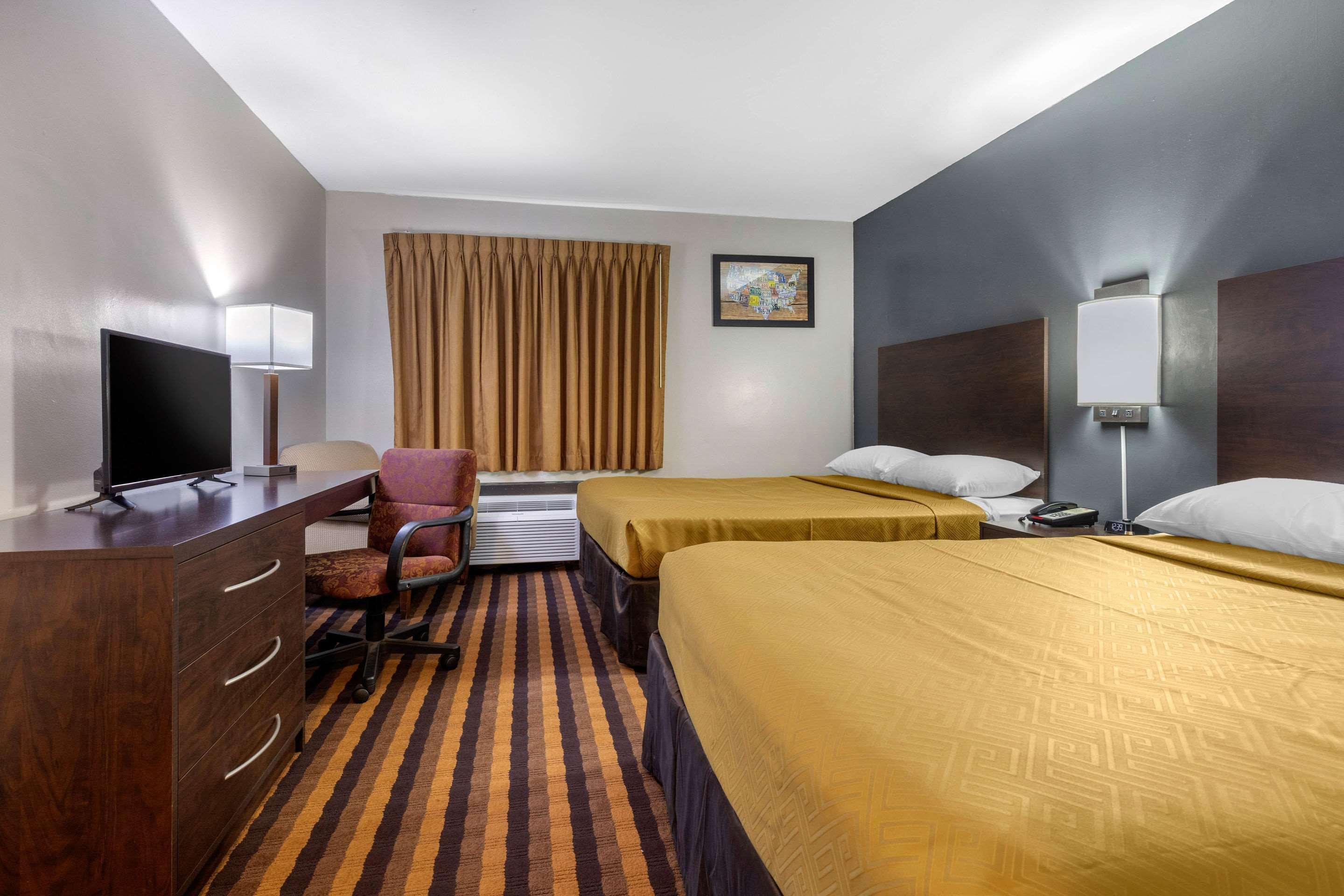 Econo Airport Lodge Milwaukee