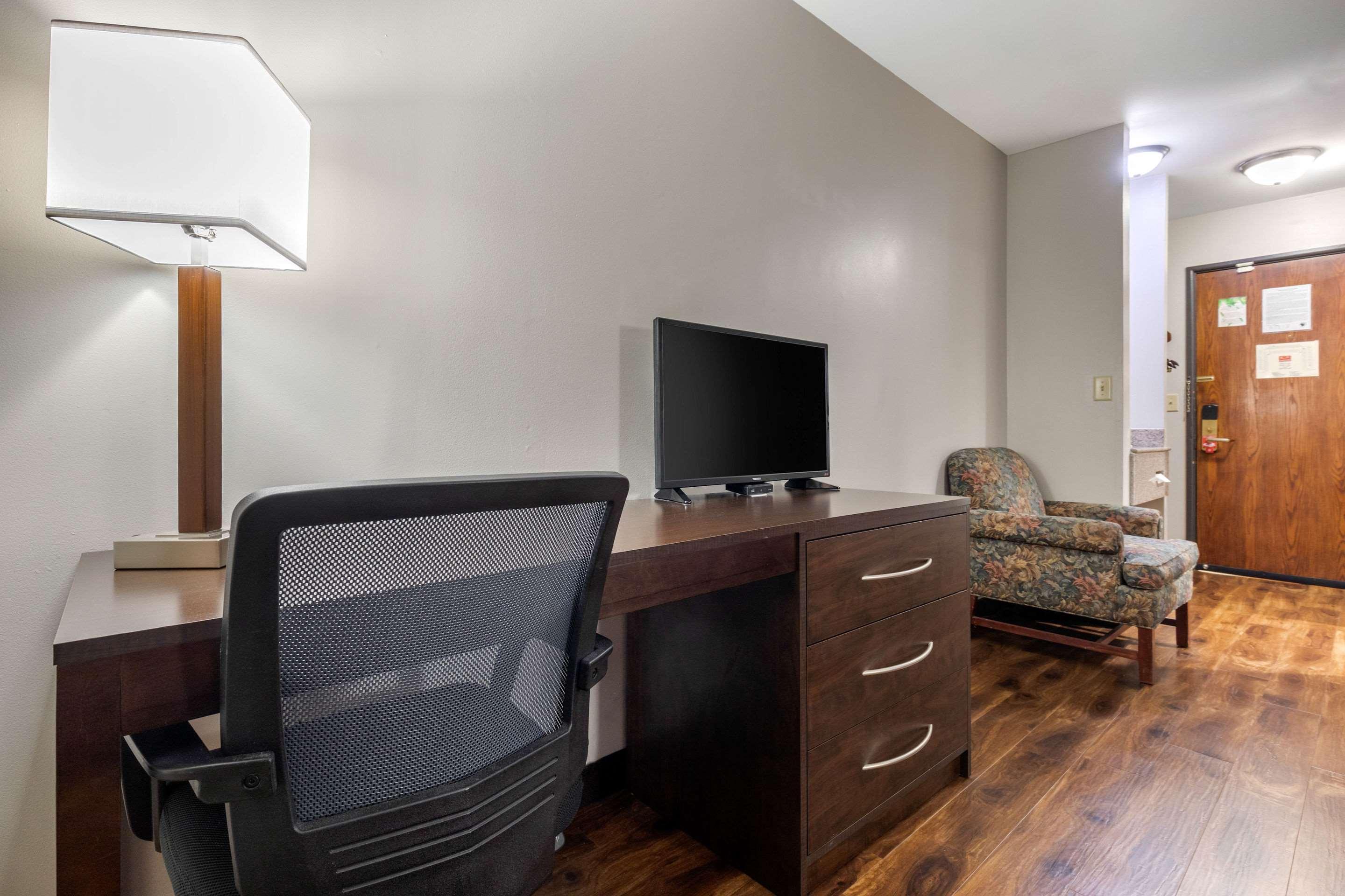 Econo Airport Lodge Milwaukee