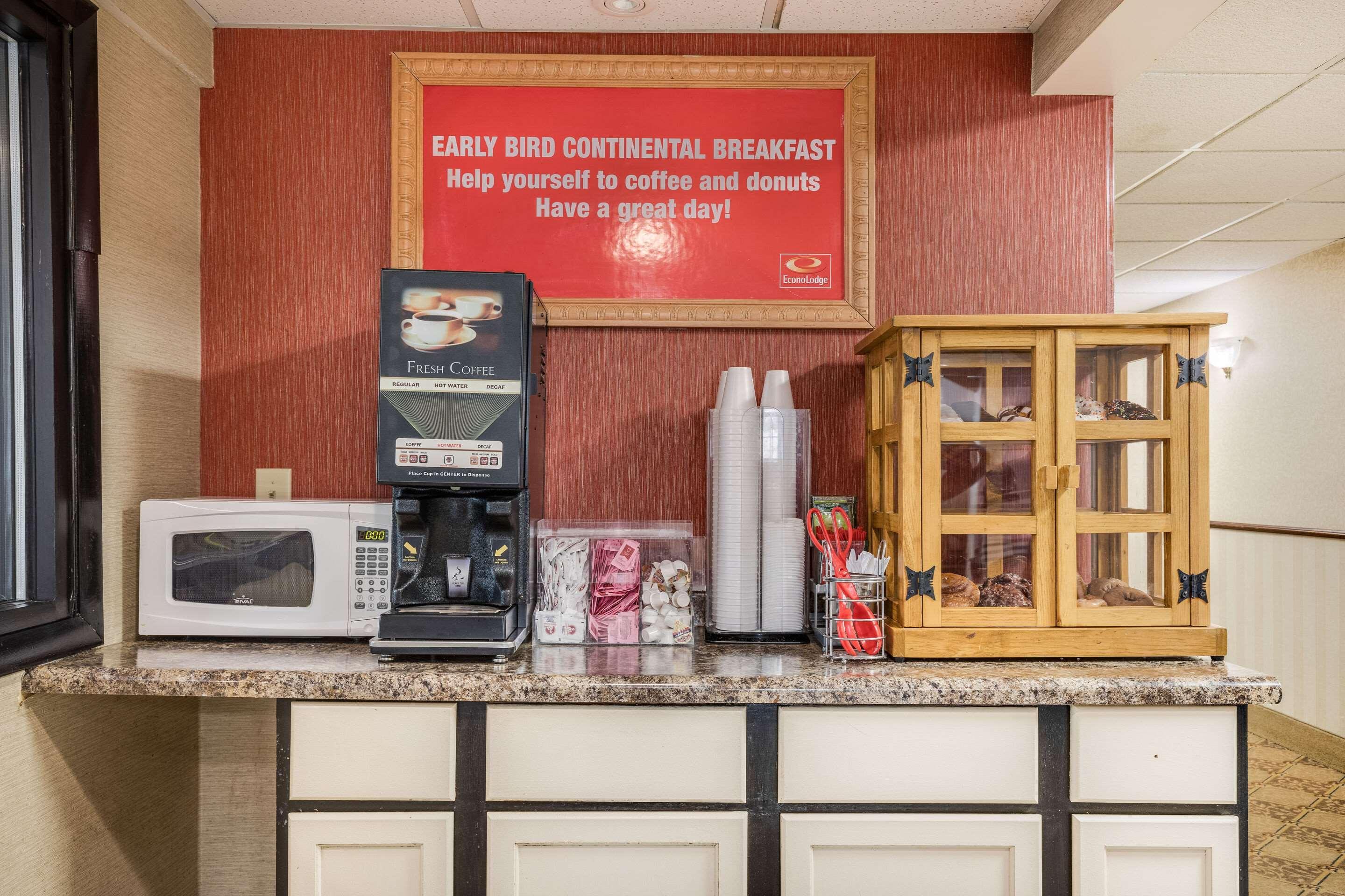Econo Airport Lodge Milwaukee
