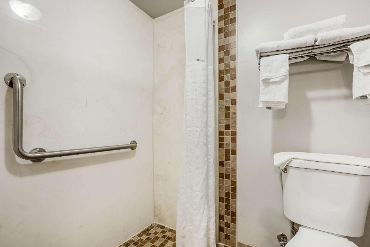 Econo Airport Lodge Milwaukee