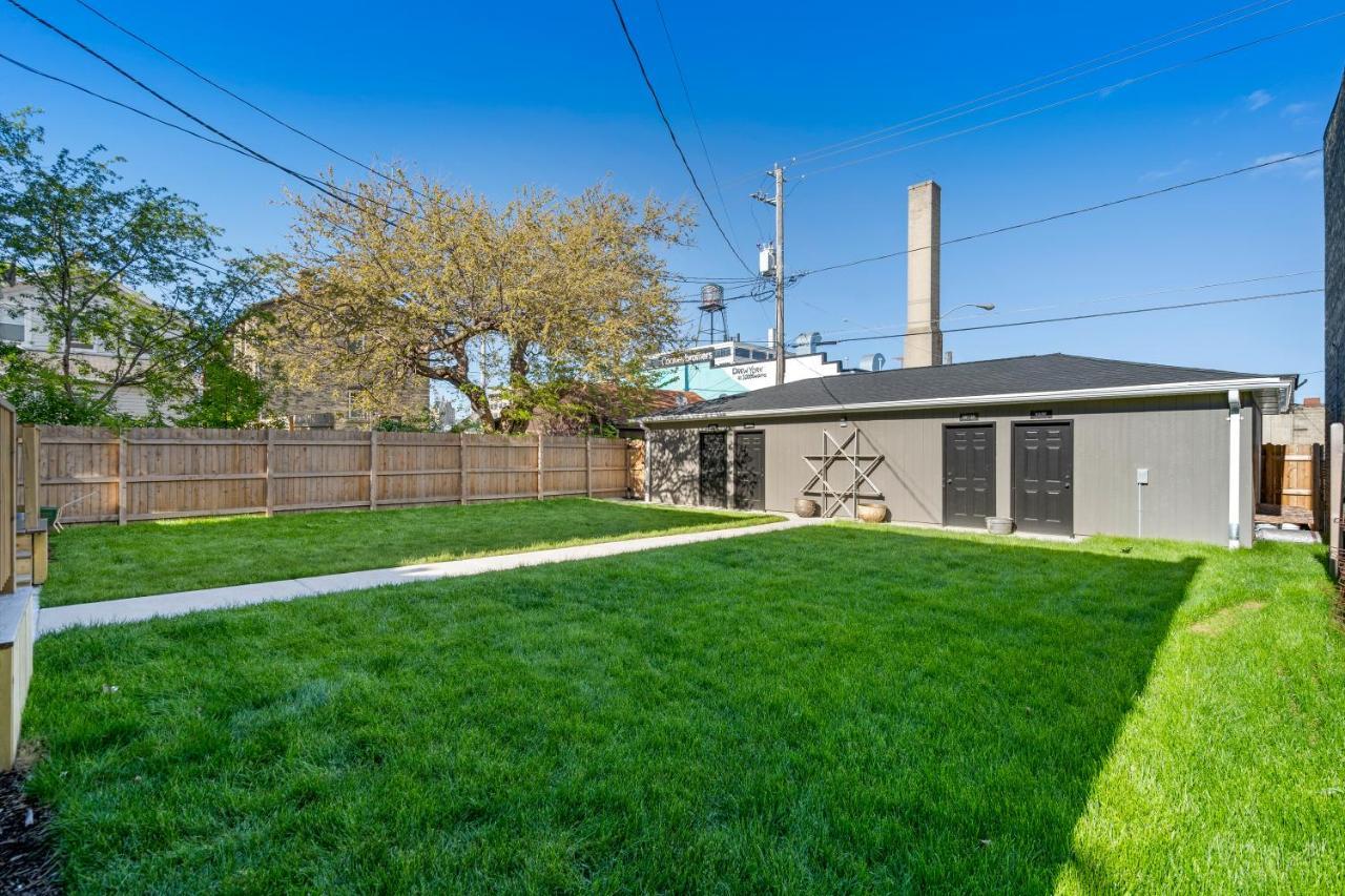 The Bentley Condotel, Heart Of Walkers Point With Garage, Yard *