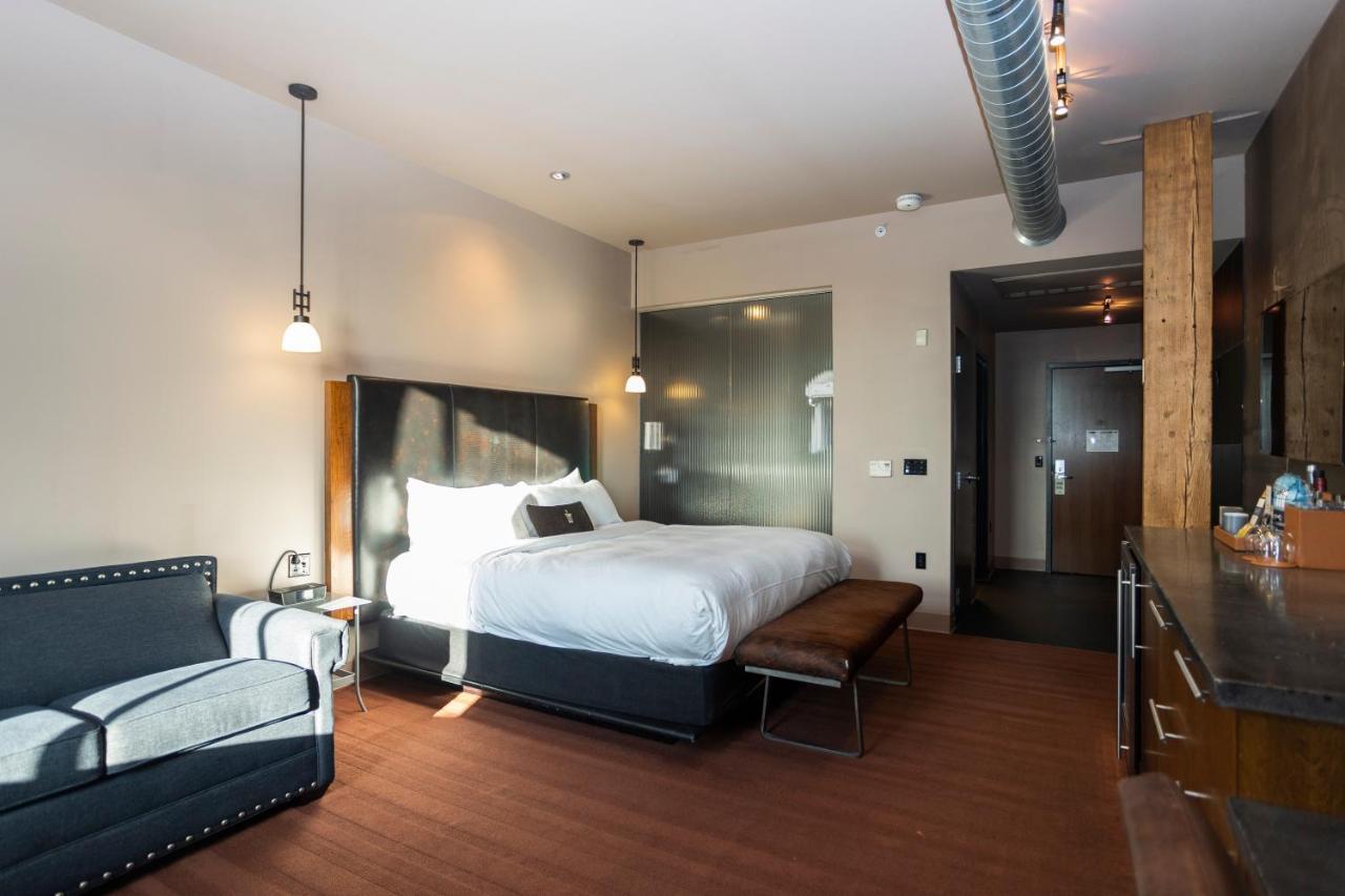 The Iron Horse (adults Only) Hotel Milwaukee