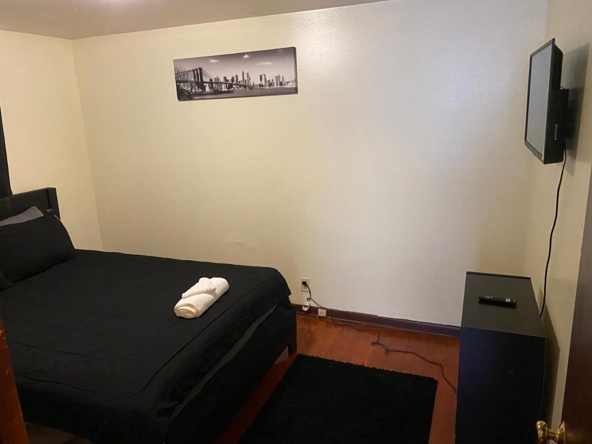 Spacious 3bedroom Free Wine,wifi,and Parking Apartment