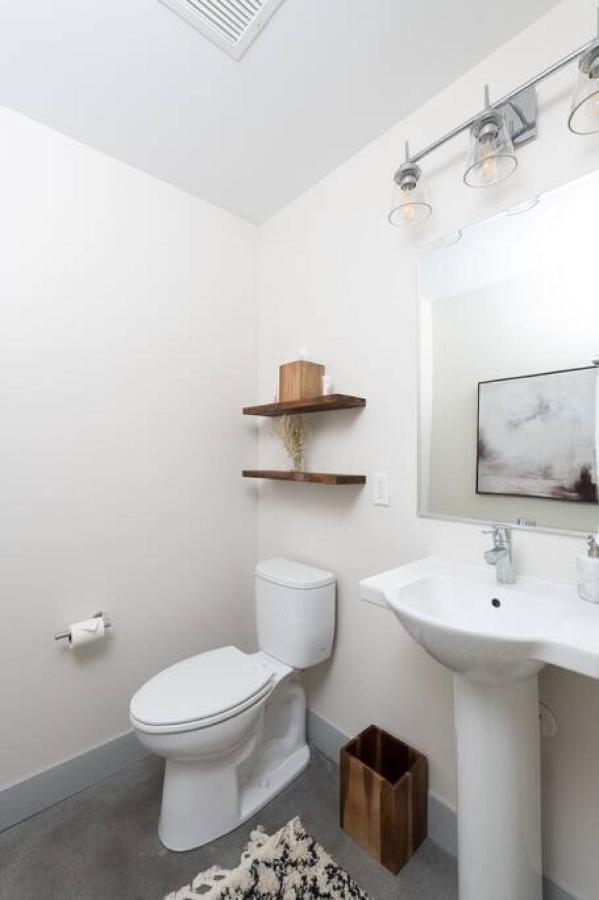 Flexhome Brewery District 2br M8 *