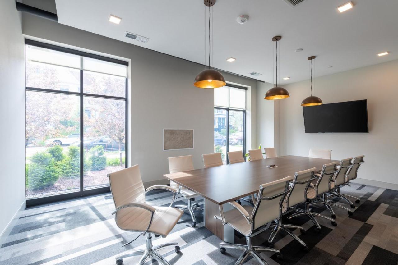 Flexhome Brady District 1br E4 Apartment