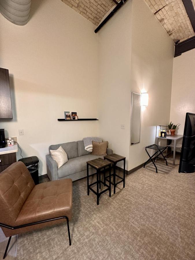 Apartment Flexhome Brewery District El14 - Just 3 Blocks To Fiserv With Gym And Parking