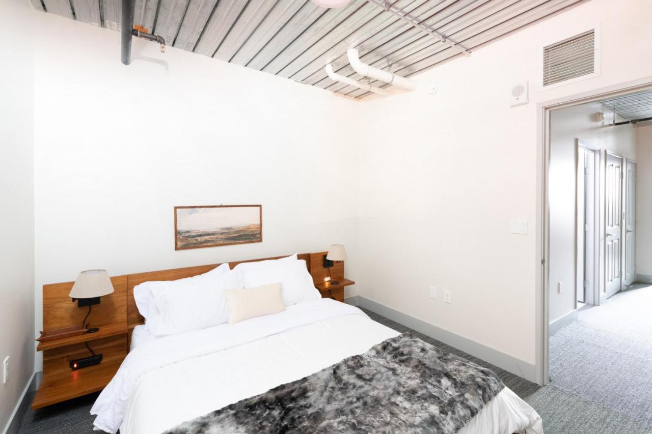 Flexhome Brewery District 2br M2 * Milwaukee