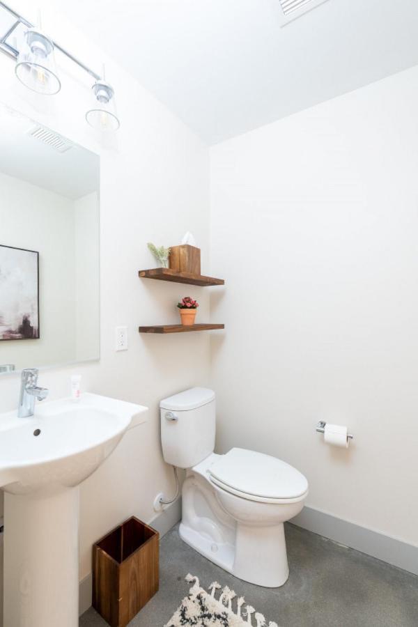 Flexhome Brewery District 2br M2 Apartment Milwaukee