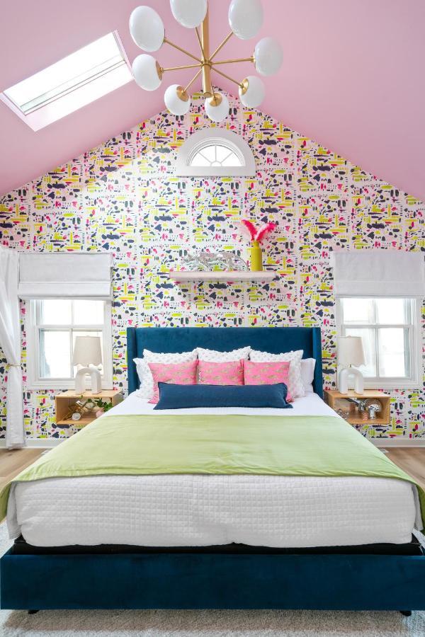 Holiday home Insta Worthy Home! *sleeps 8* - Walker's Point! Milwaukee