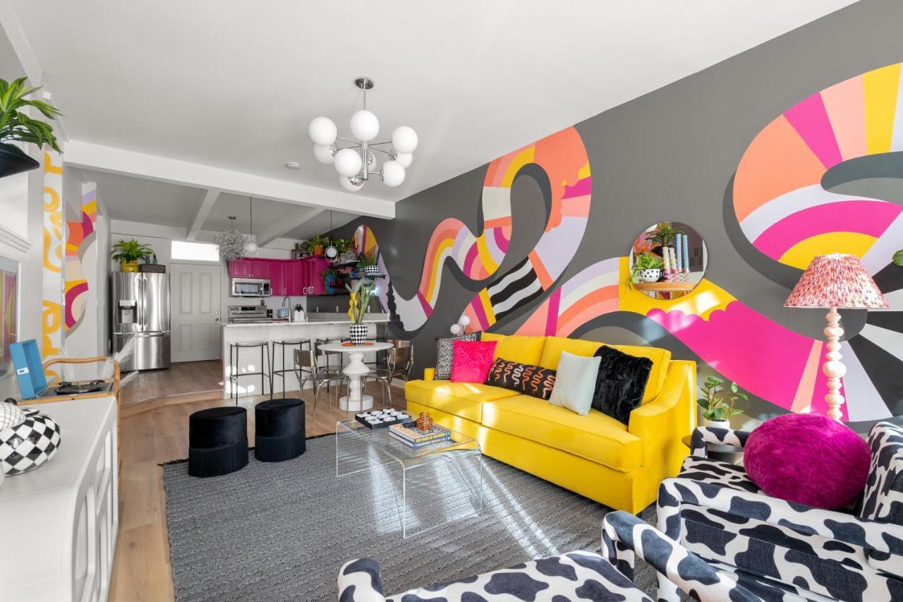 Insta Worthy Home! *sleeps 8* - Walker's Point! * Milwaukee