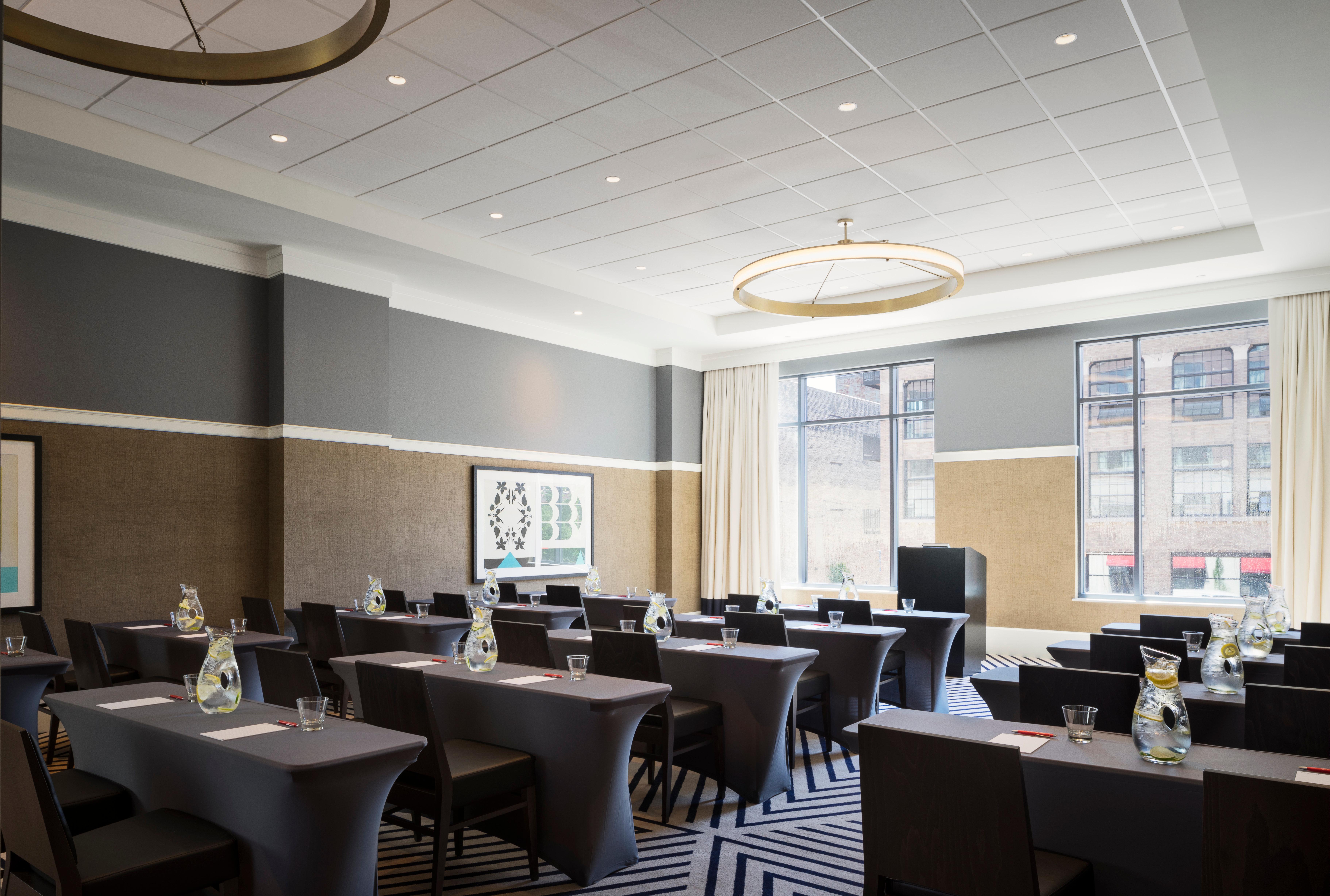 Hotel Kimpton Journeyman Hotel By Ihg Milwaukee