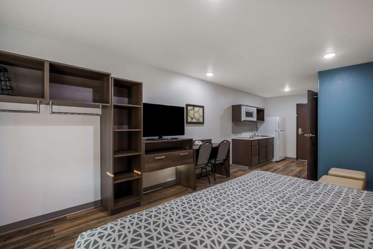 Hotel Woodspring - Menomonee Falls Milwaukee