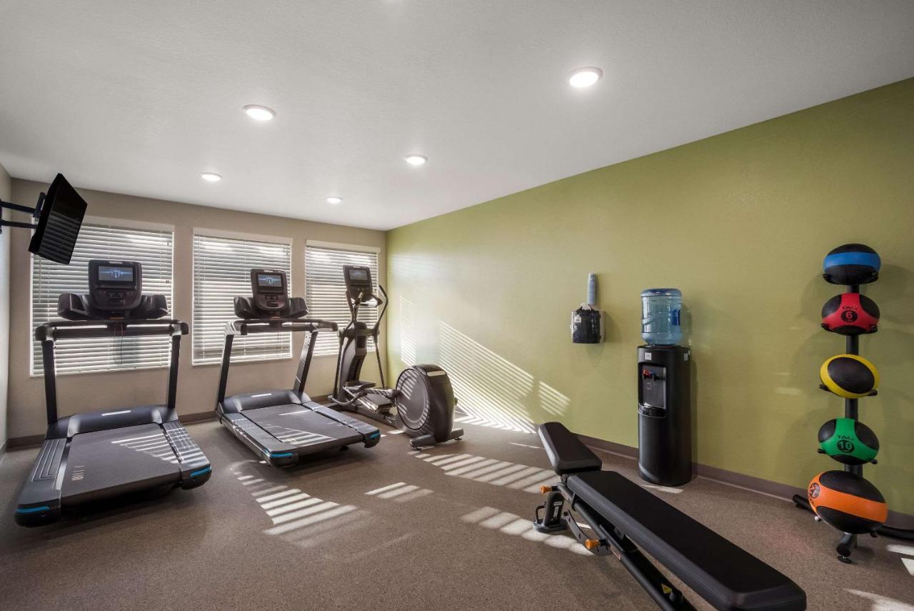 Woodspring - Menomonee Falls Hotel