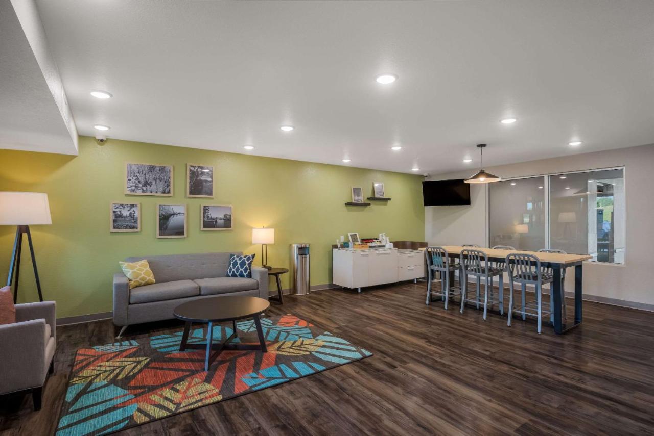 Hotel Woodspring - Menomonee Falls *