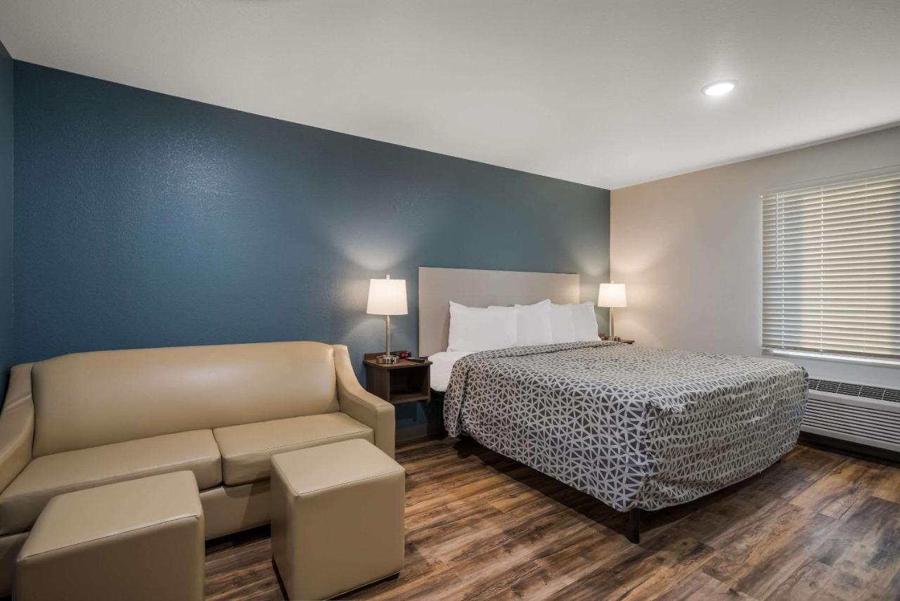 Woodspring - Menomonee Falls *