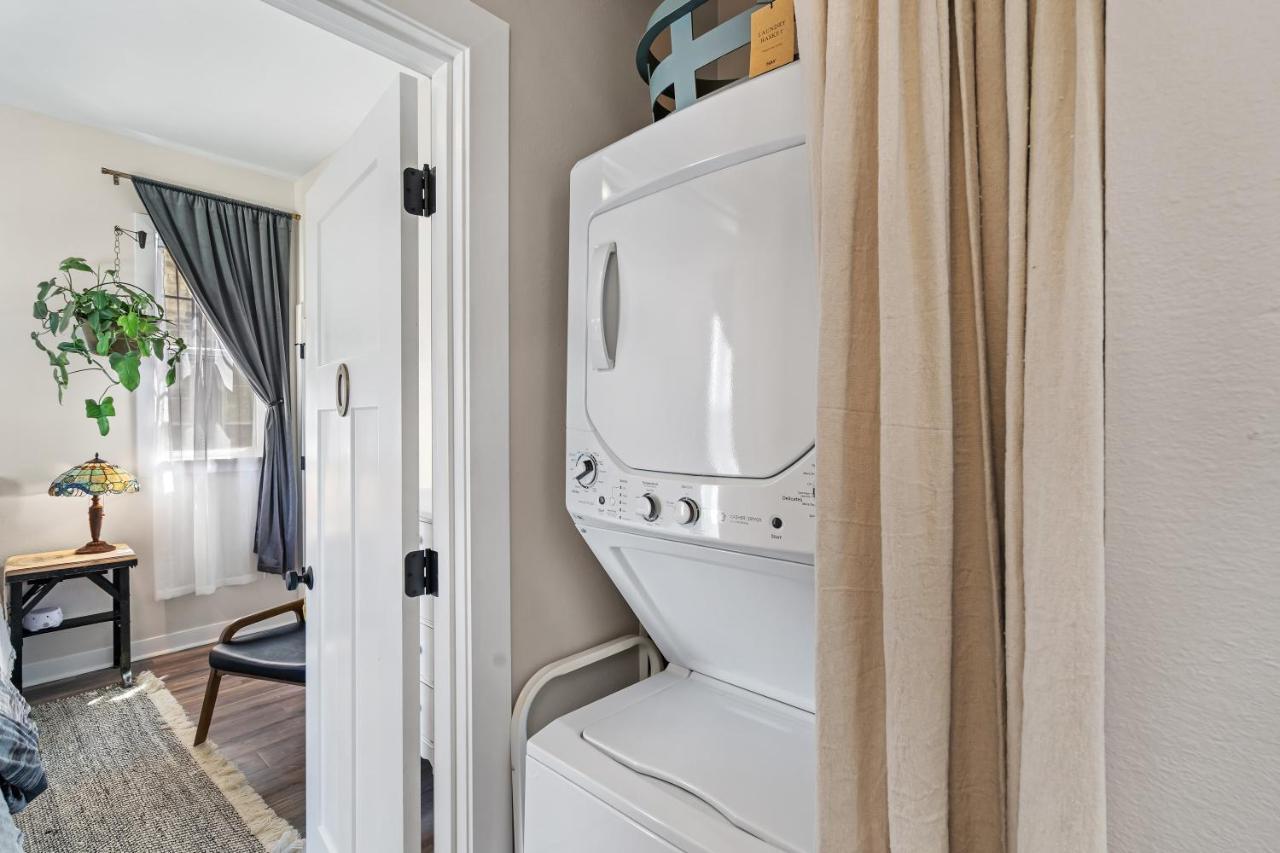 King Sweet, 2bd, 1 Bath, In Historic Walker's Point Holiday home *