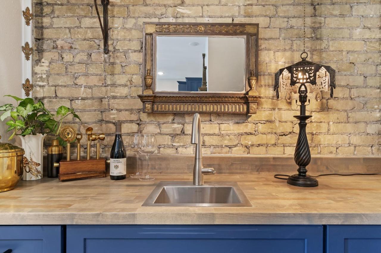King Sweet, 2bd, 1 Bath, In Historic Walker's Point Milwaukee