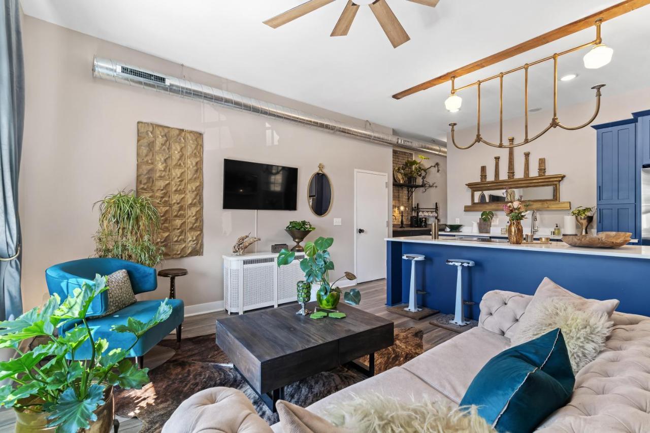 King Sweet, 2bd, 1 Bath, In Historic Walker's Point