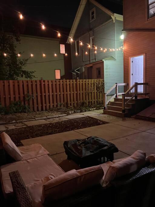 Renovated Brady St. Classic Apartment