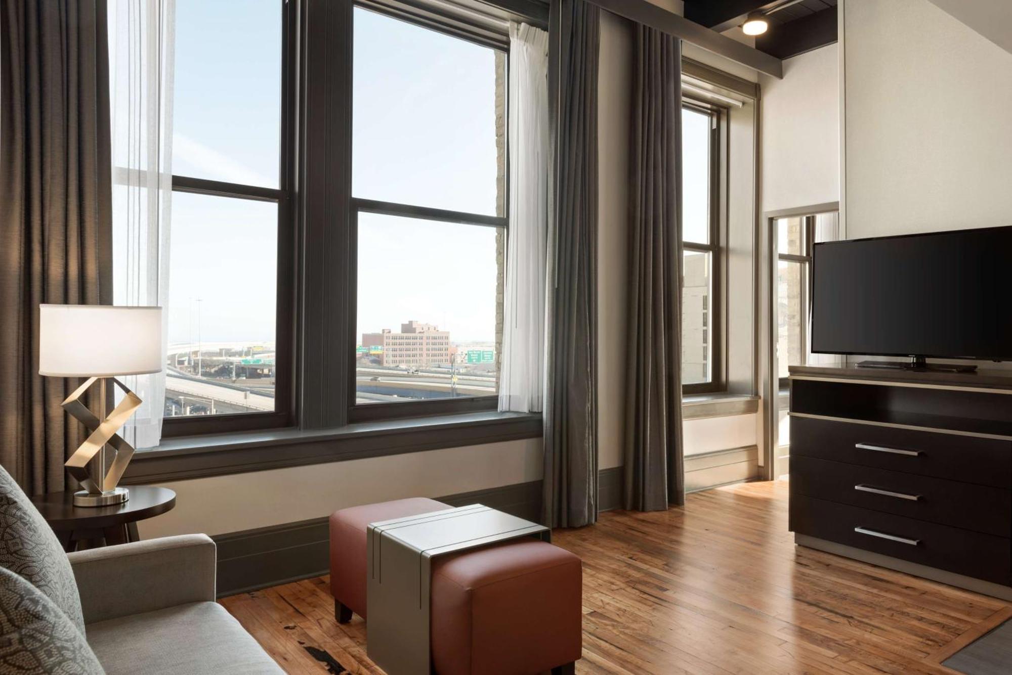 Homewood By Hilton Downtown Hotel Milwaukee