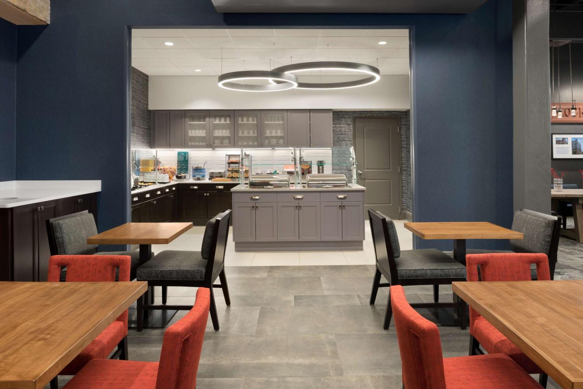 Hotel Homewood By Hilton Downtown 3*