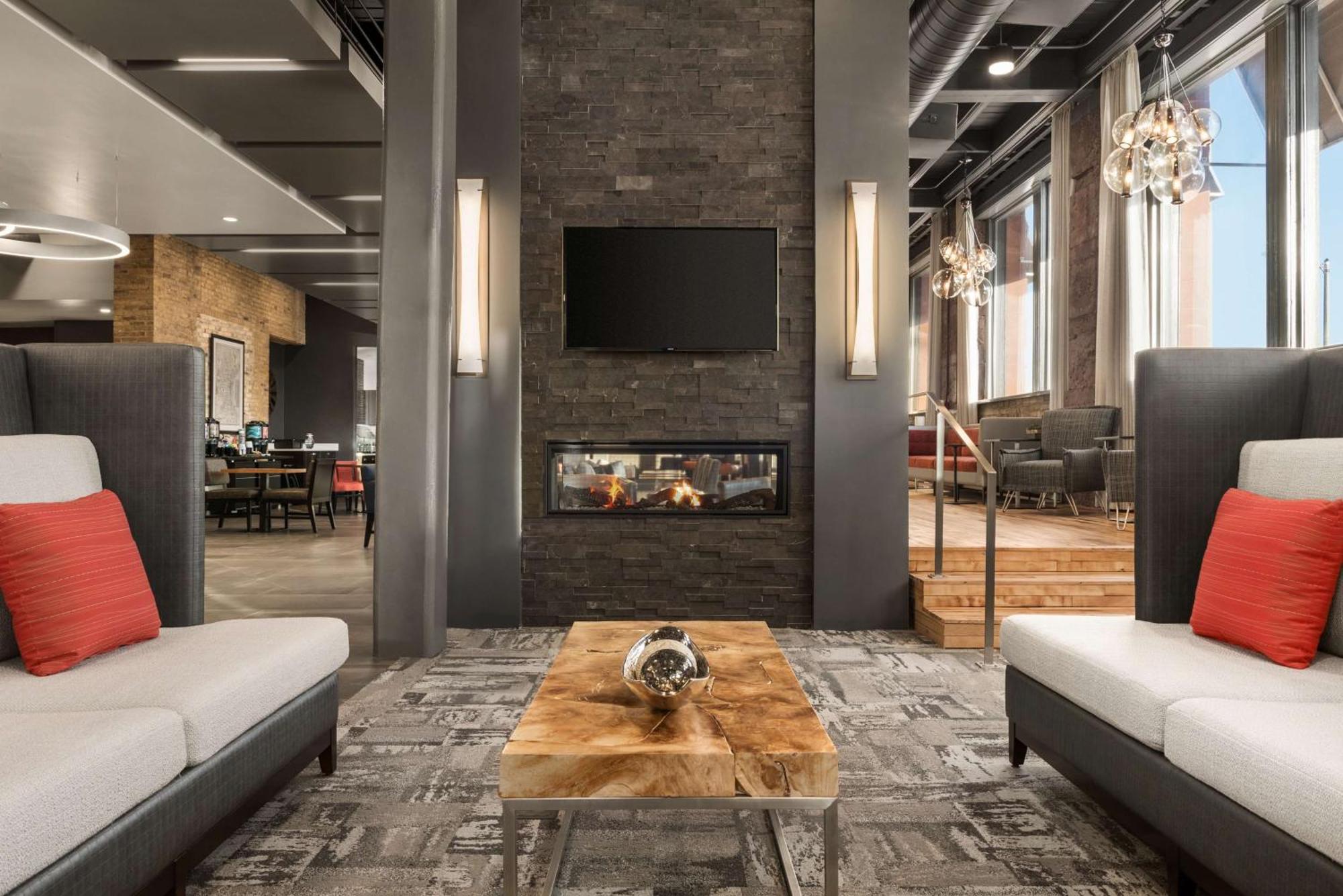 Hotel Homewood By Hilton Downtown 3*