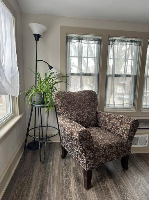 Private W/parking, Location Holiday home *