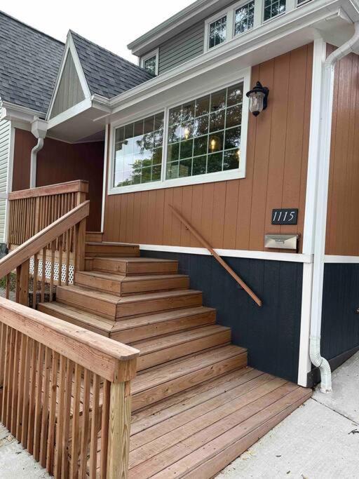 Private W/parking, Location Milwaukee