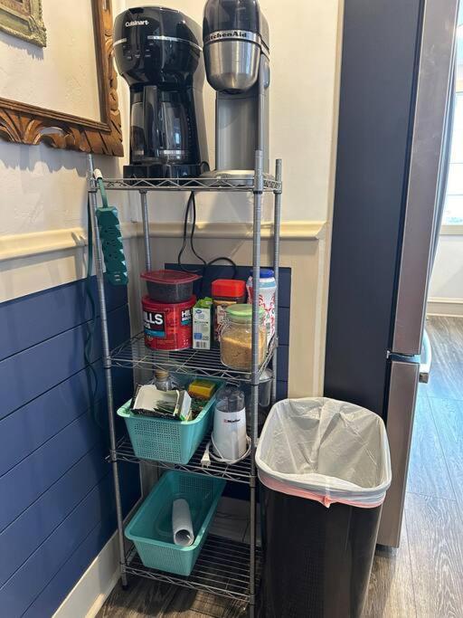 Private W/parking, Location *