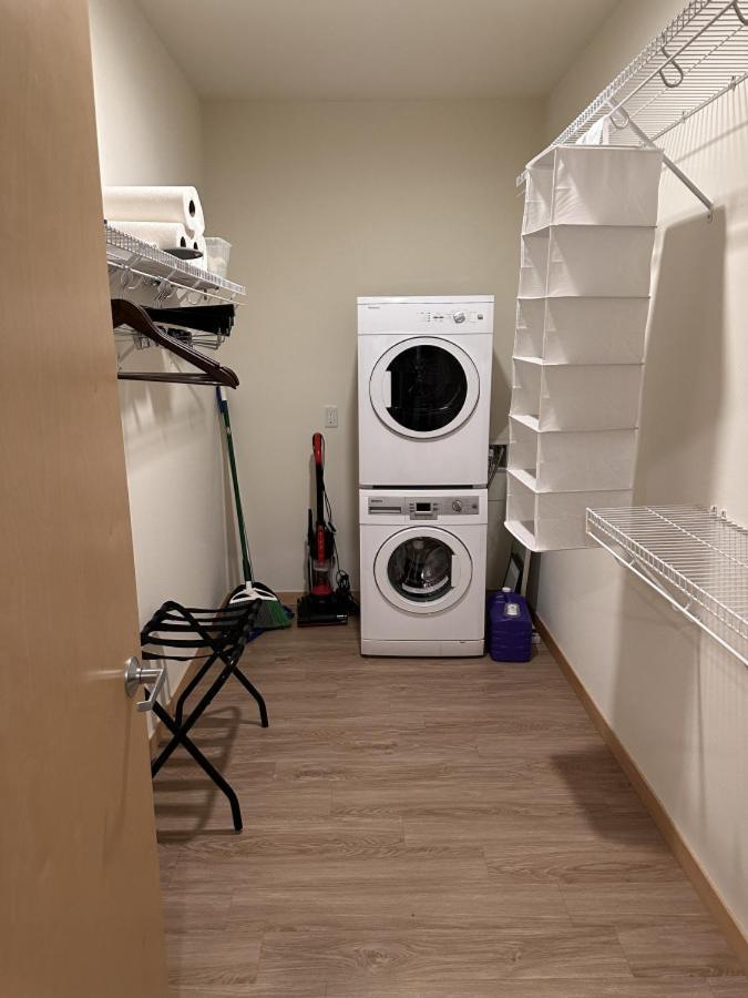 Flexhome Walkers Point T2 With Gym And Balcony * Milwaukee
