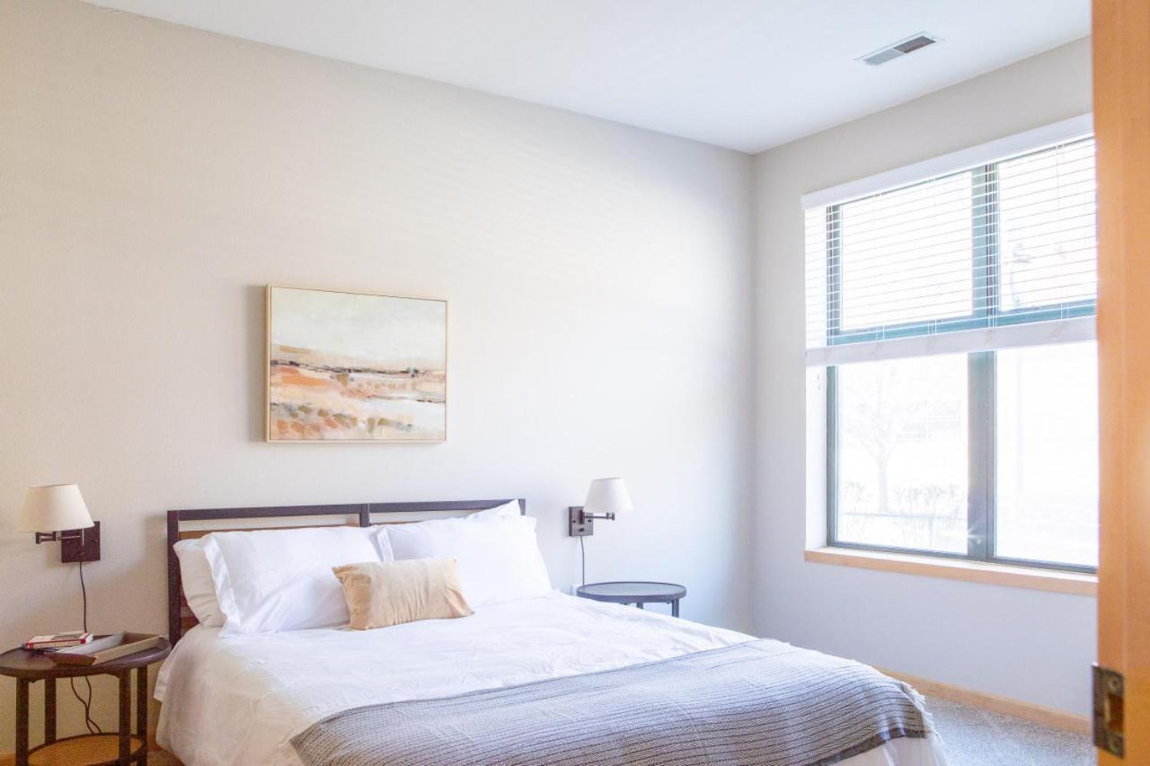 Apartment Flexhome Brewers Hill 2br Ts2 - Near Brady St And Riverwalk Milwaukee