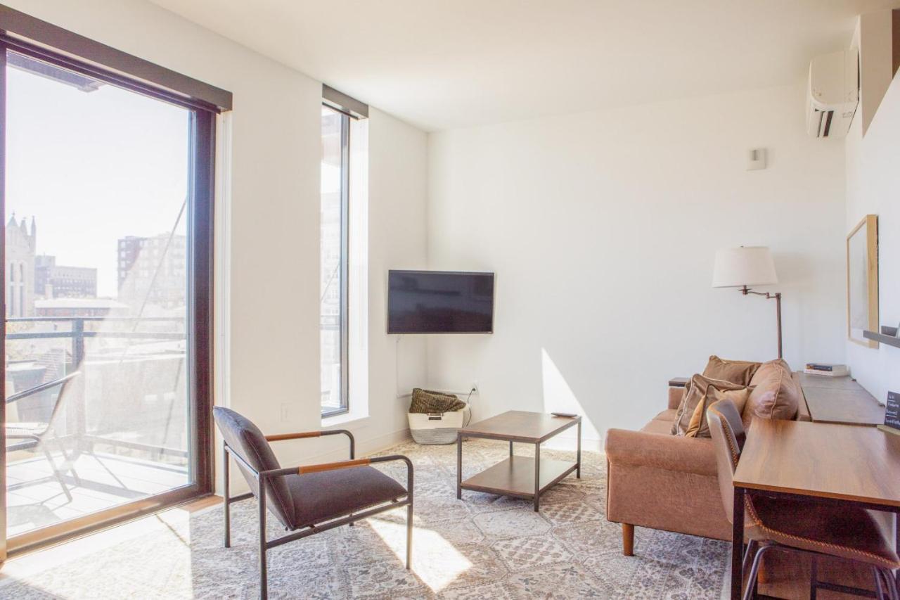 Flexhome East Side 1br No4 - With Balcony, Pool, Gym Apartment Milwaukee