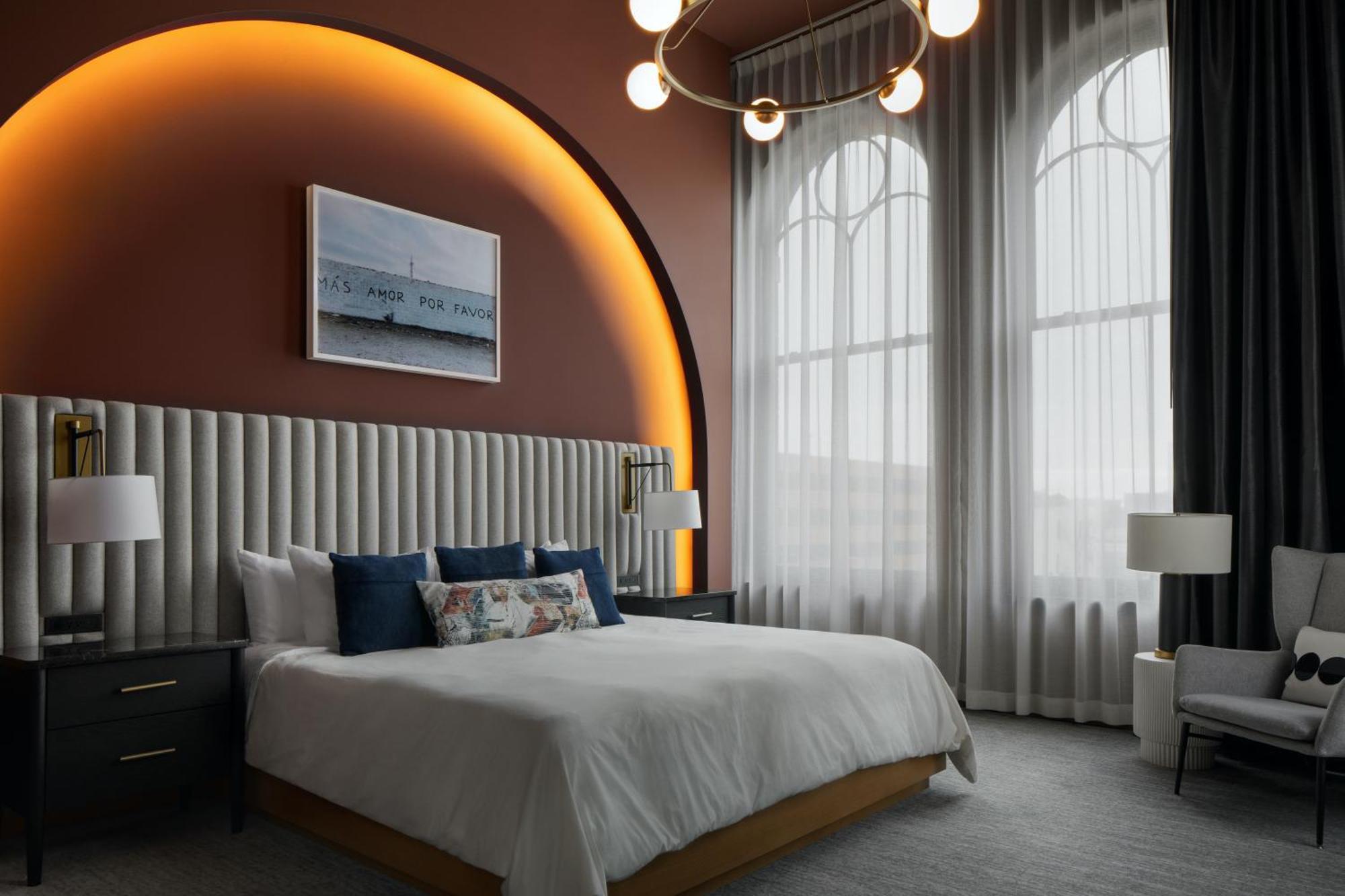 Kinn Downtown Hotel