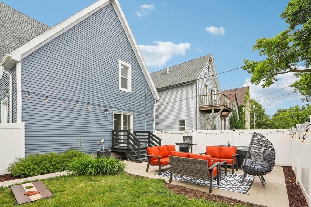 Holiday home Historic In Brewers Hill With Hot Tub! *