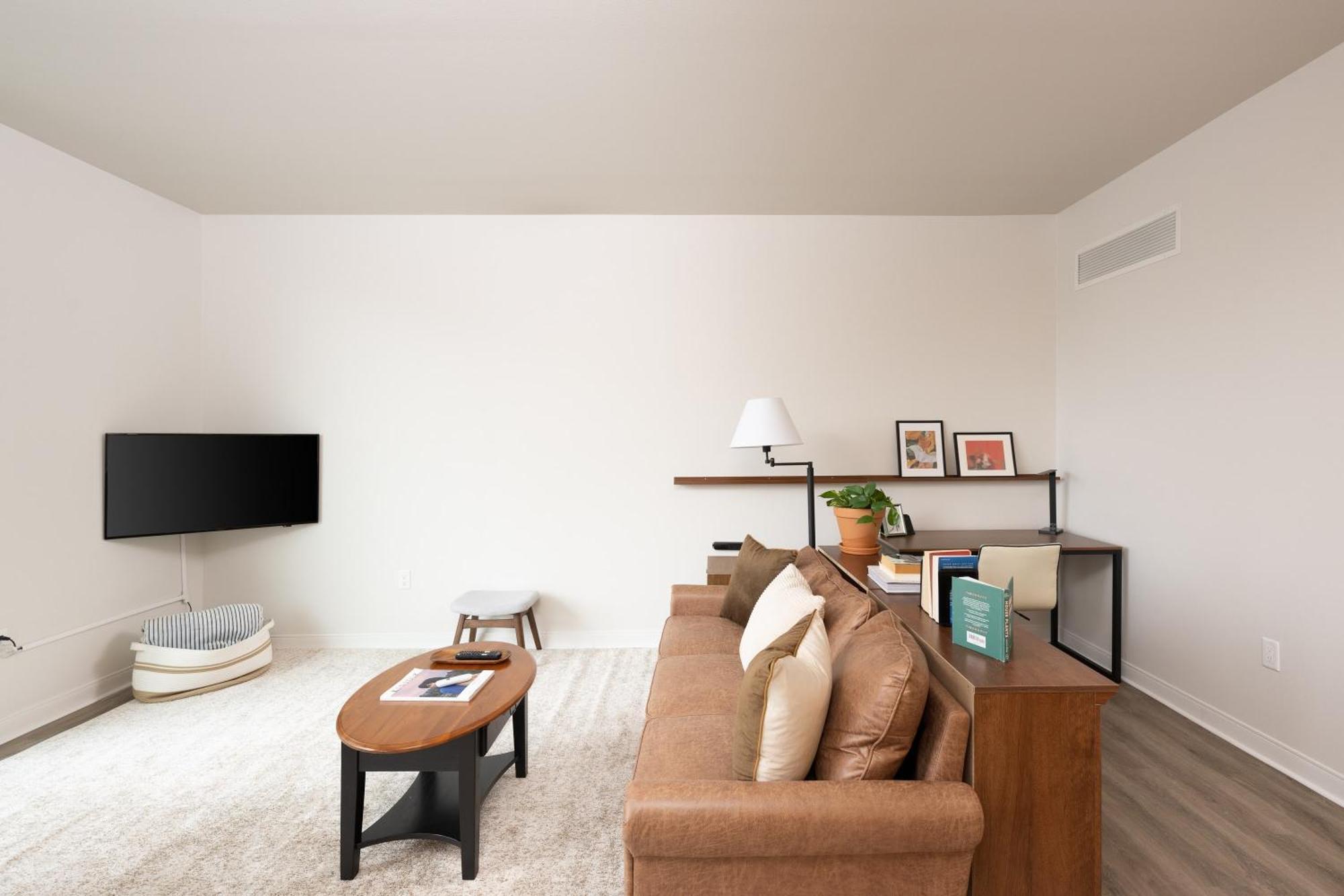 Flexhome Brady District 1br E5 *