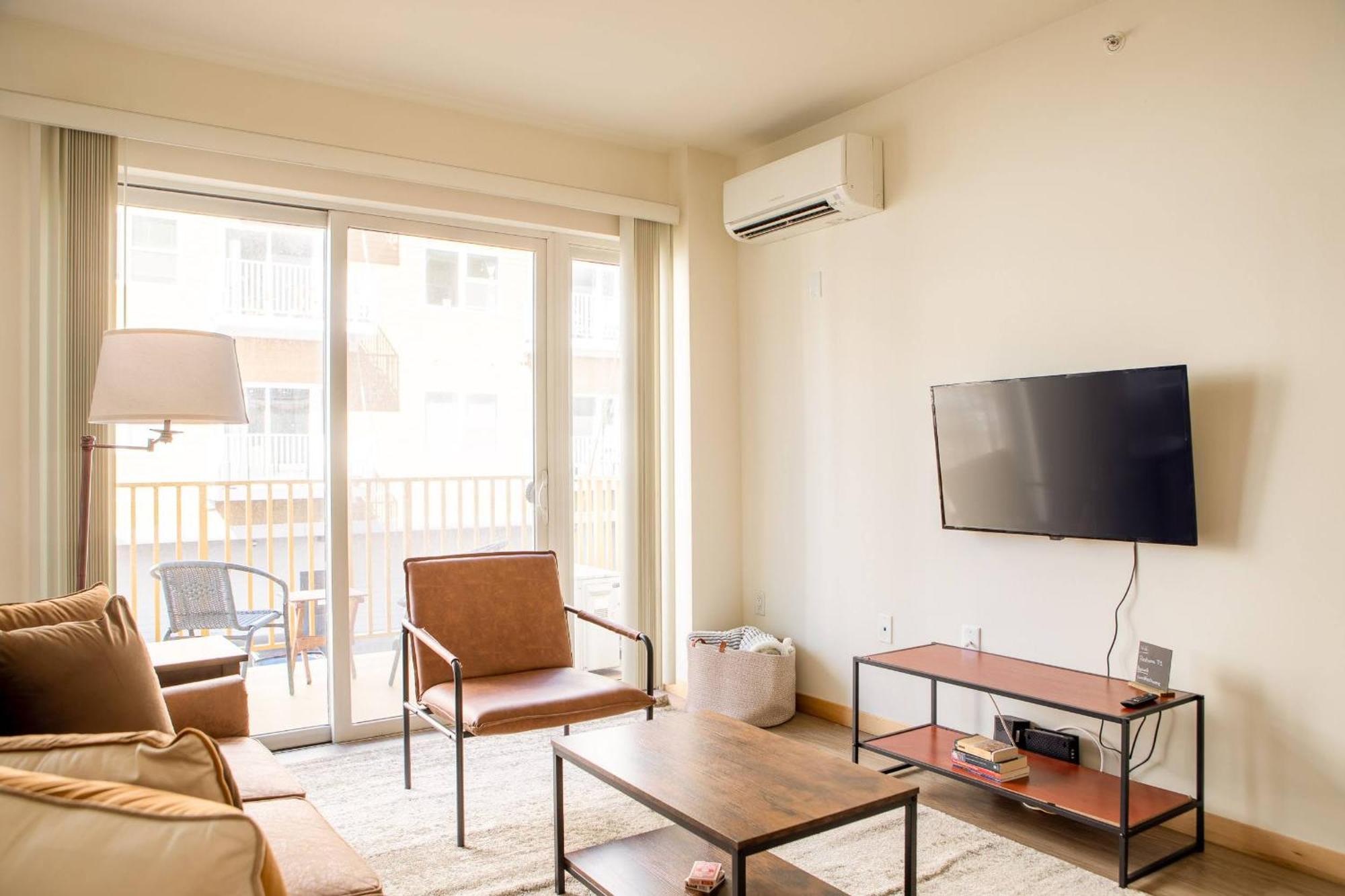 Flexhome Walkers Point T1 With Gym And Balcony Milwaukee