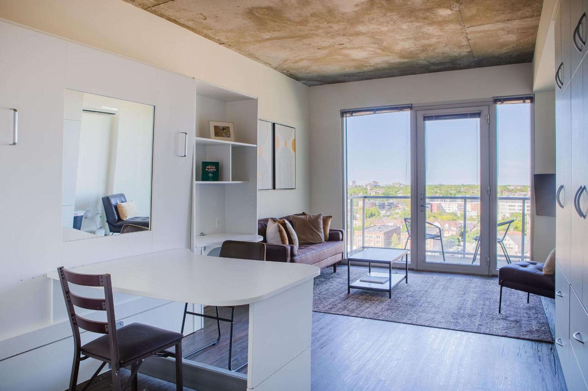 Flexhome East Side Ur1 - Near Brady St With Gym Balcony Apartment *