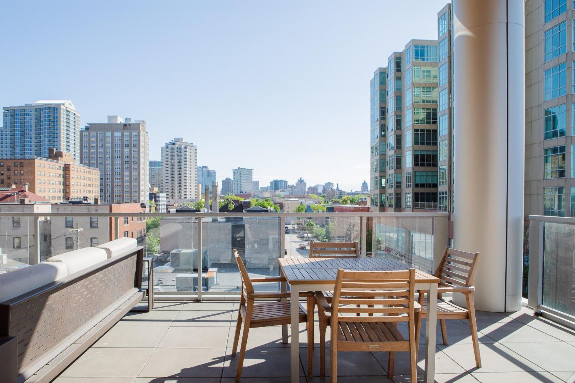 Flexhome East Side Ur2 Apartment