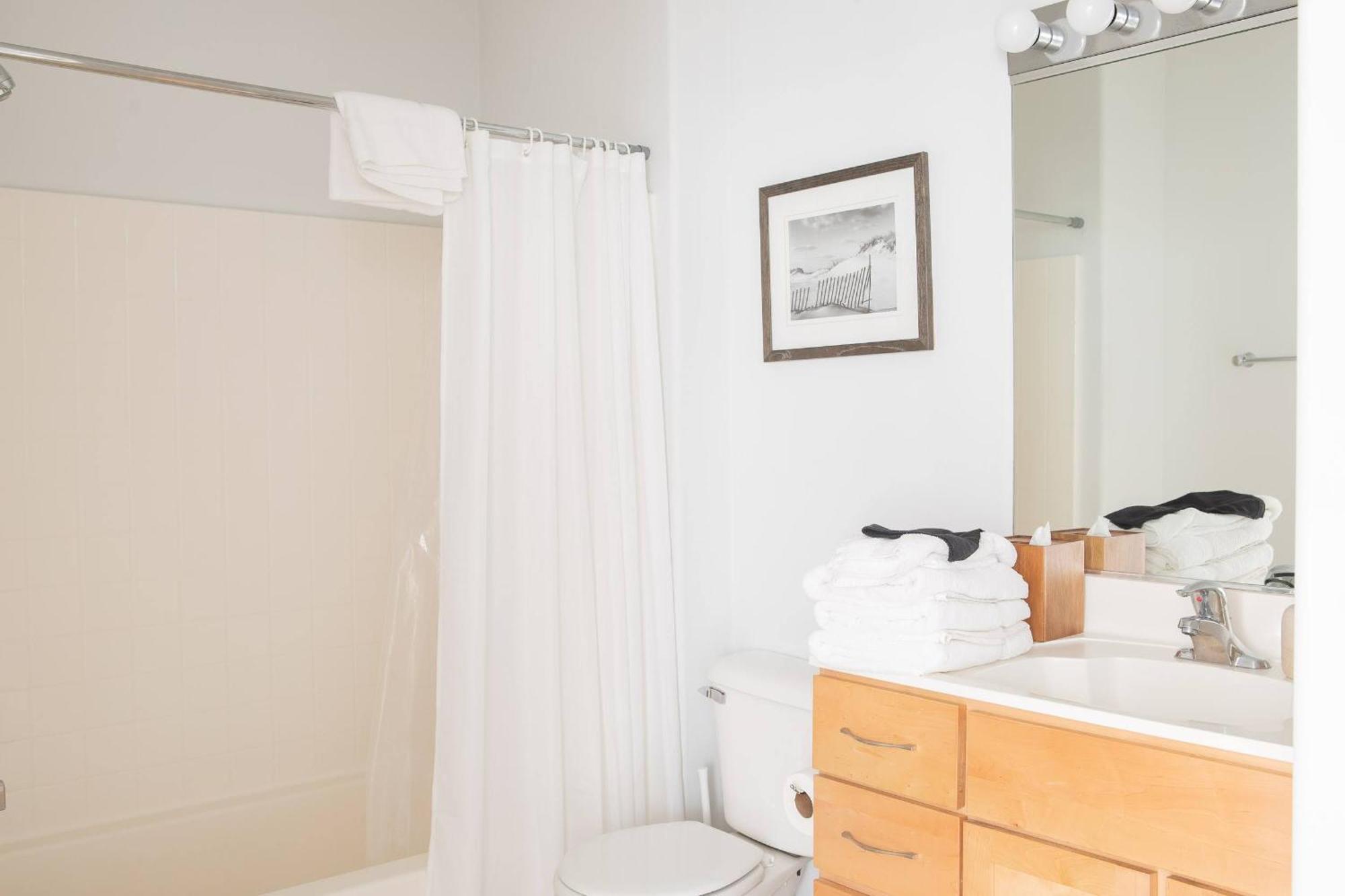 Apartment Flexhome Third Ward 1br J2 With Gym And Balcony Milwaukee