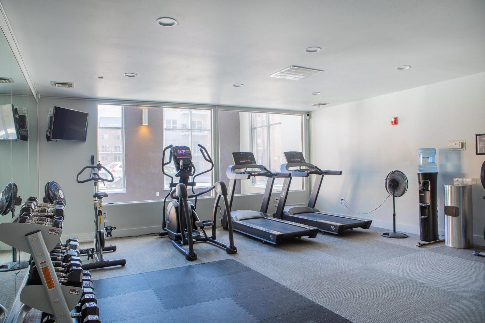 Flexhome Third Ward 1br J2 With Gym And Balcony