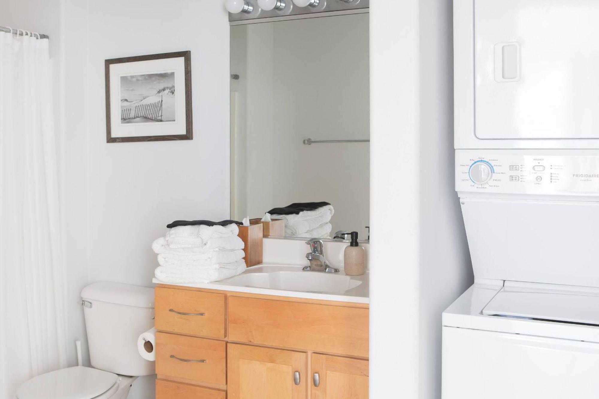 Flexhome Third Ward 1br J2 With Gym And Balcony Apartment Milwaukee