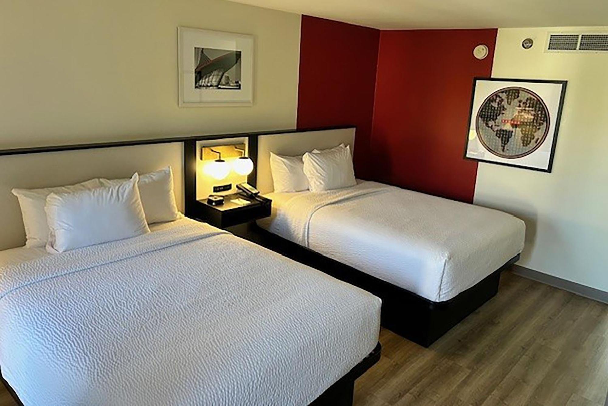 Ramada By Wyndham Hotel 3*