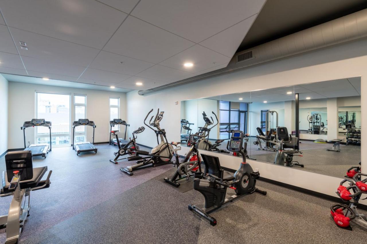 Flexhome Skywalk To Fiserv U8 With Rooftop, Gym, And Parking *