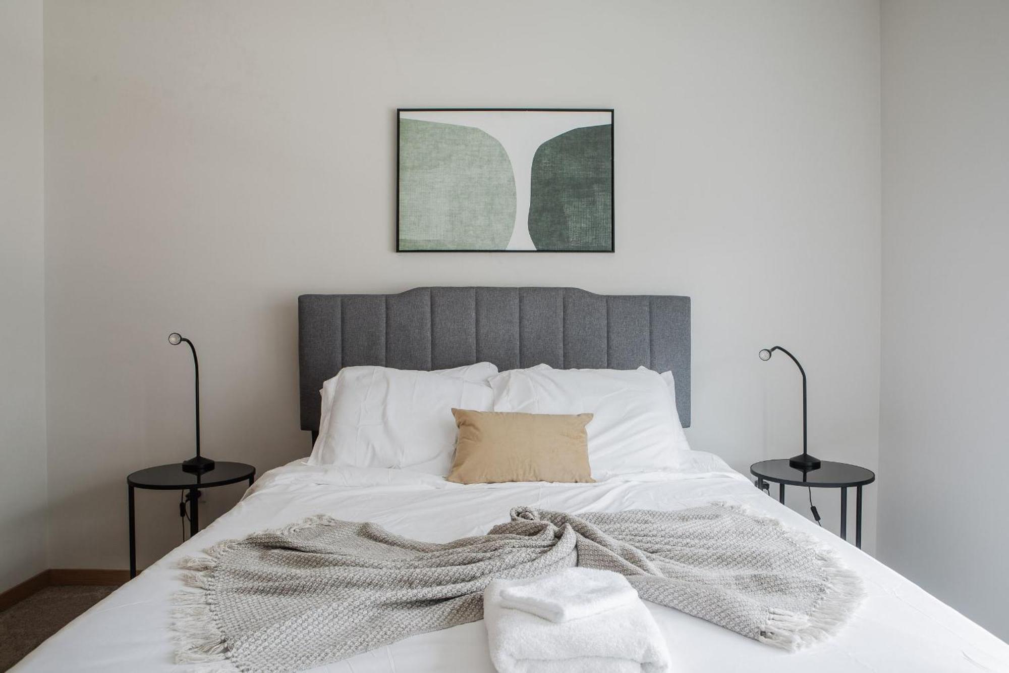 Flexhome East Side 1br R2 - Near Brady St And Fiserv With Balcony *