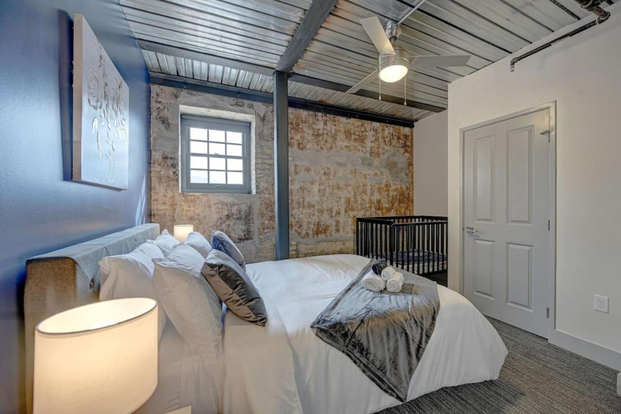 Elegant 2bd Near Historic Pabst Brewery - Fiserv Milwaukee