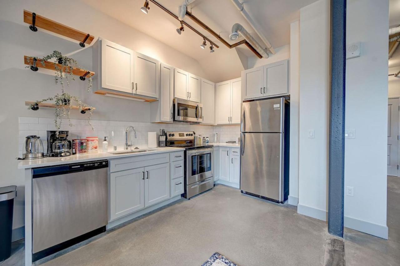 Elegant 2bd Near Historic Pabst Brewery - Fiserv Apartment Milwaukee