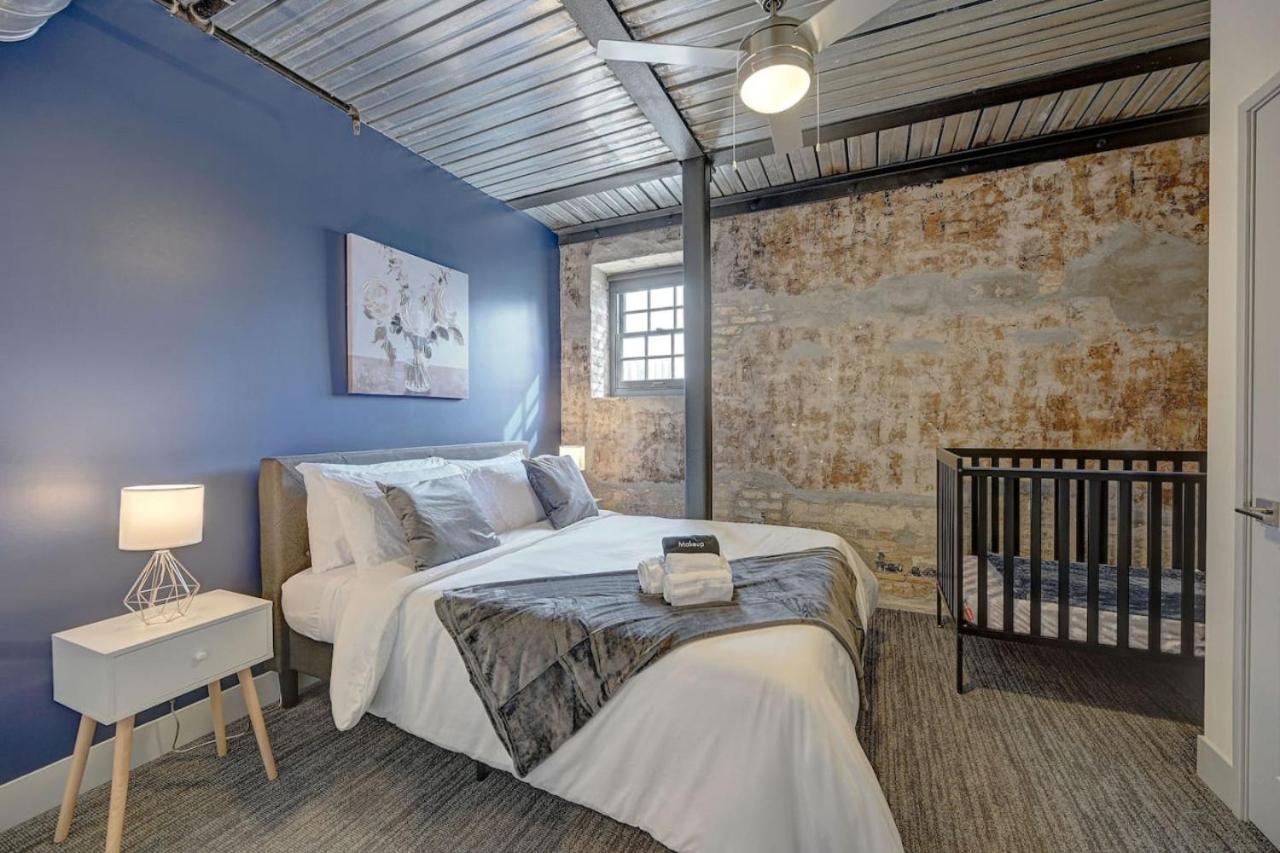 Apartment Elegant 2bd Near Historic Pabst Brewery - Fiserv